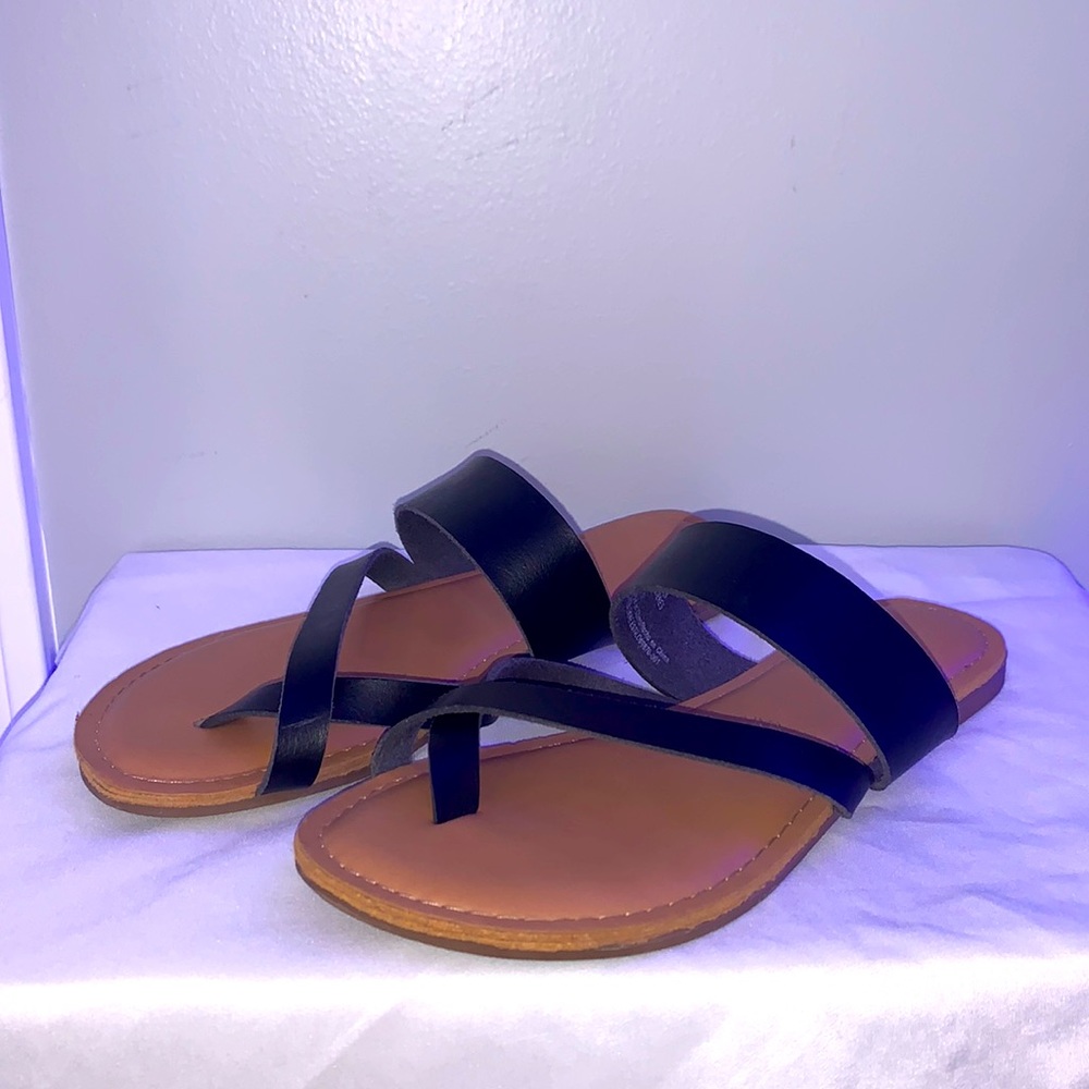 American eagle sandals 🌼